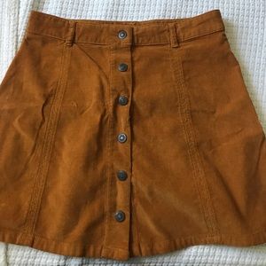 American Eagle Cute mustard mini skirt